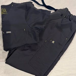 FIGS Grey Scrub Set sz S/P